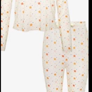Posh Peanut Jetson Women's L Scoop Neck & Jogger Pajama